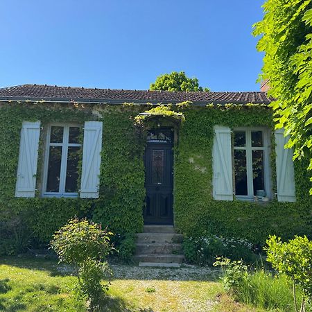 Cottage-Saint Laurent Sur Sevre Exteriér fotografie