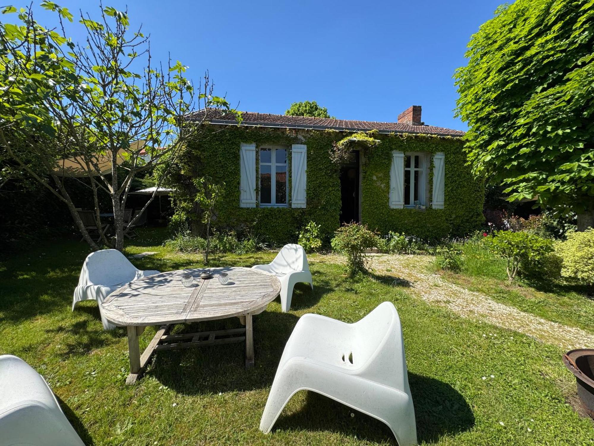 Cottage-Saint Laurent Sur Sevre Exteriér fotografie